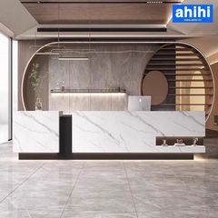 Quầy lễ tân ahihi215