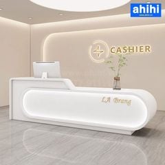 Quầy lễ tân ahihi214