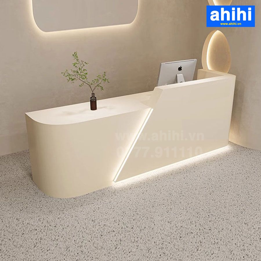 Quầy lễ tân ahihi201