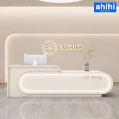 Quầy lễ tân ahihi214