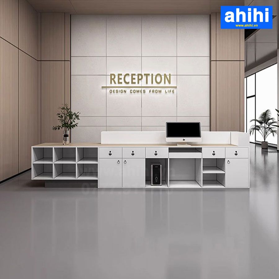 Quầy lễ tân ahihi204