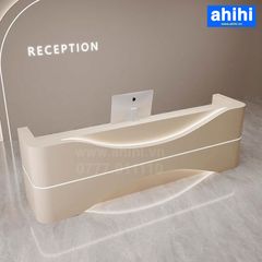 Quầy lễ tân ahihi203