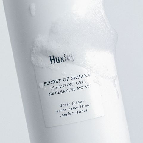 Gel Sữa Rửa Mặt cho mọi loại da Huxley Secret Of Sahara Cleansing Gel 200ml 