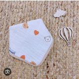 YẾM TAM GIÁC KIÊM KHĂN SỮA JOONEE JN005