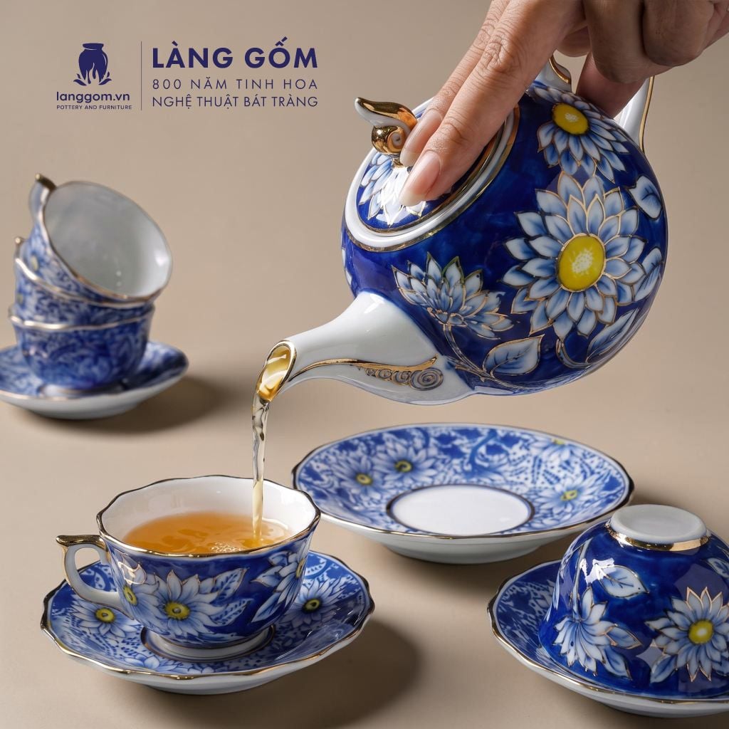  Bộ ấm chén men lam bách hoa thủ công gốm sứ Bát Tràng cao cấp - Bộ ấm trà men lam làm quà tặng sang trọng - Làng Gốm 
