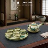  Bộ ấm chén dáng quai chuôi vẽ trúc xanh kèm khay tròn 