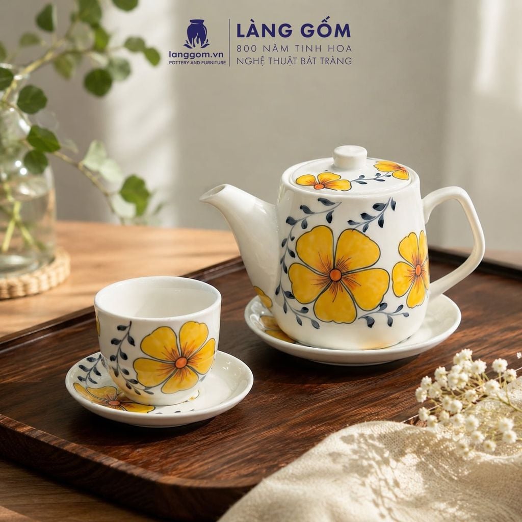  Bộ Ấm Trà Bát Tràng Quai Sứ Họa Tiết Vẽ Tay Thủ Công Cao Cấp (750ml) 