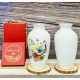  Bình hoa men trắng viền vàng kim vẽ cảnh 