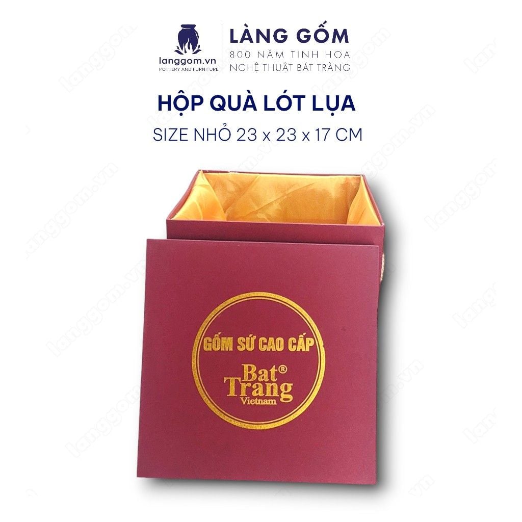  Hộp đựng bộ ấm trà, lọ hoa và cốc tách 