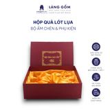  Hộp đựng bộ ấm trà, lọ hoa và cốc tách 