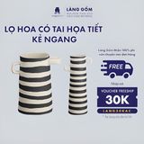  Bình hoa men mát có tai họa tiết kẻ ngang 