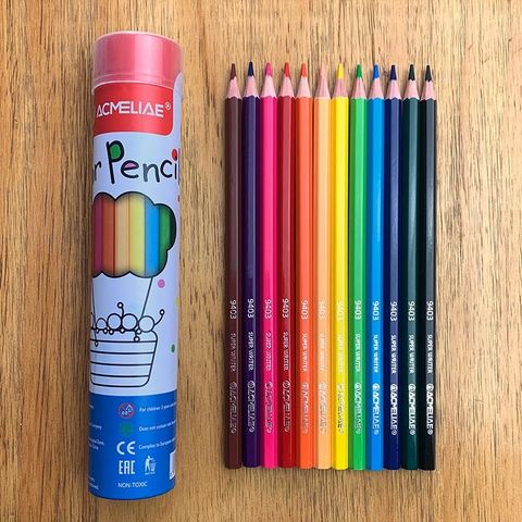 Viết Chì Màu Lục Giác Hộp Tròn 12 Cây 9801-12 Acmeliae