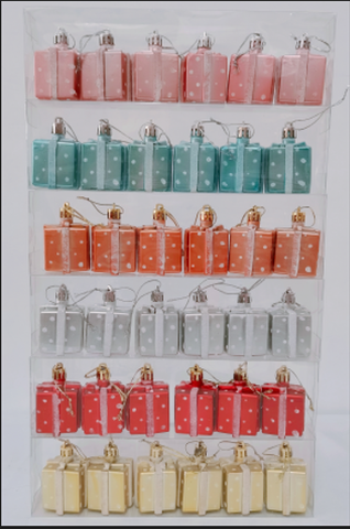 Hộp Quà Nhựa Treo 6 Cái 4Cm