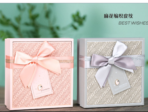 Hộp Quà Chữ Nhật150*140 )