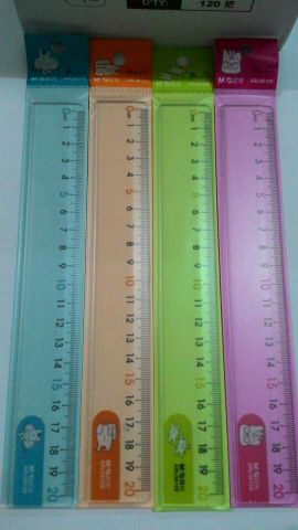 Thước Kẻ 20cm M&G ARL96128