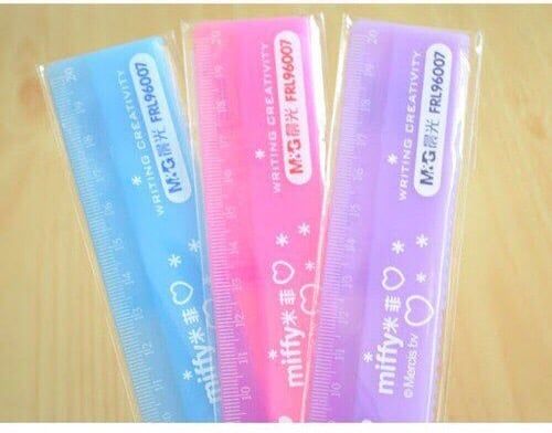 Thước Kẻ M&G 96007 20 Cm