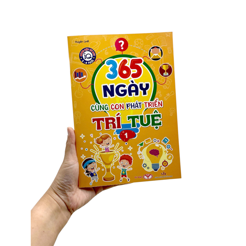 365 Ngày Cùng Con Phát Triển Trí Tuệ Tập 1