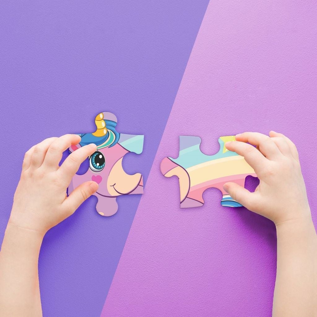 45 Piece Junior Jigsaw Carry & Play Rainbow Unicorns