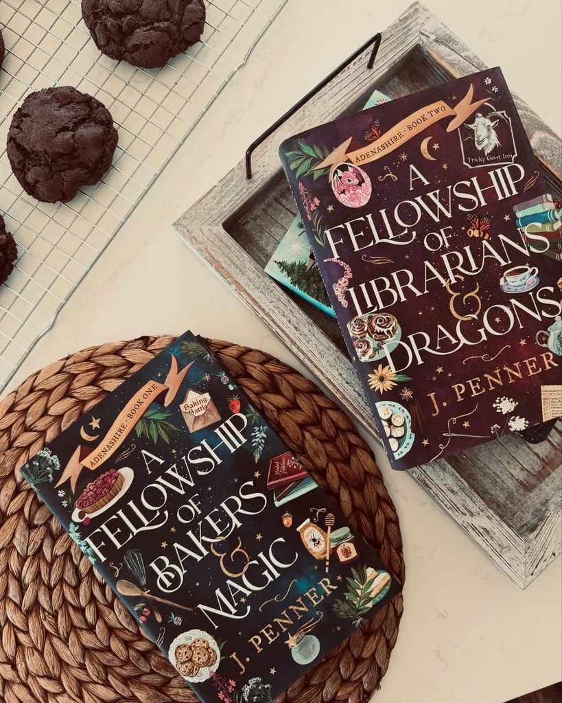 A Fellowship of Librarians & Dragons