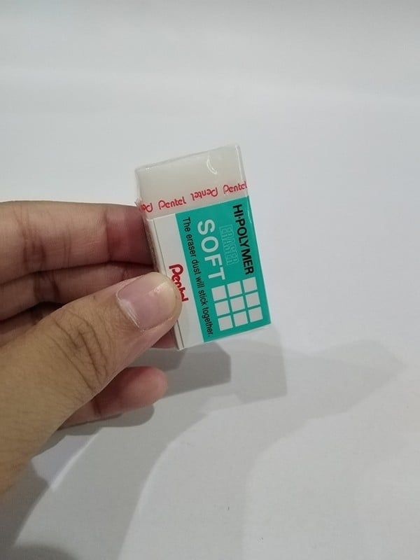 Pentel Tẩy Siêu Mềm ZES08 - 15G