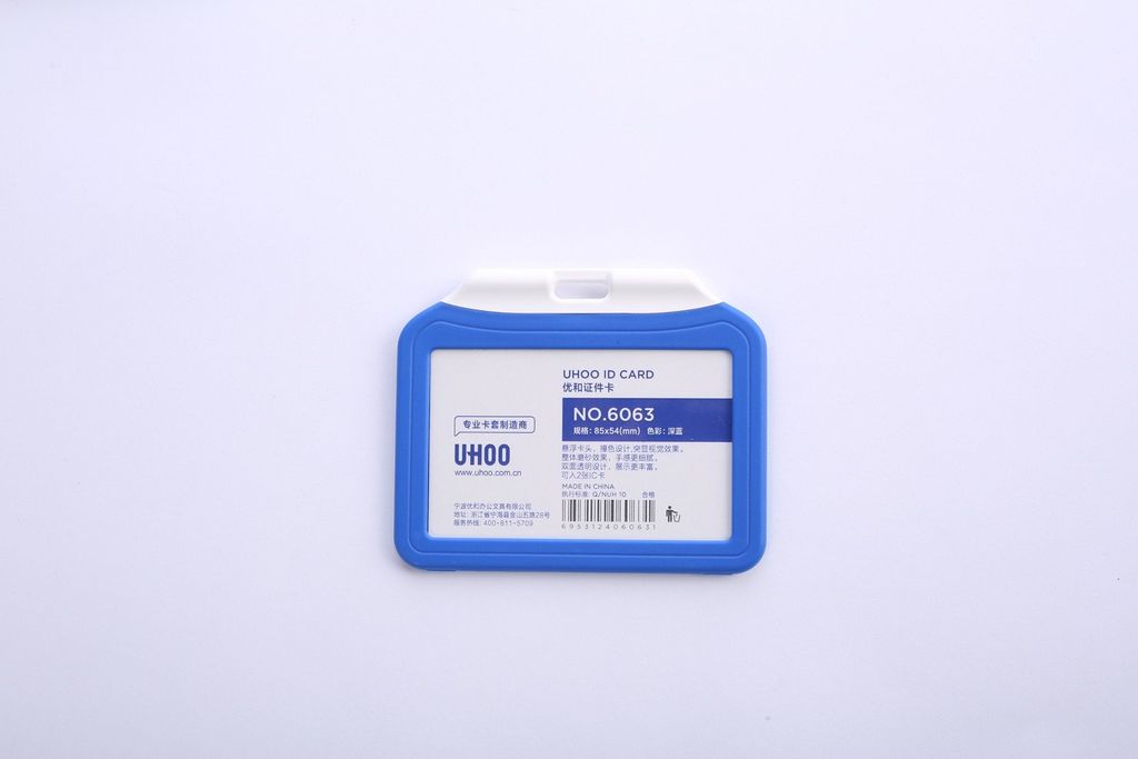 Bảng Tên Nhựa Kèm Dây Uhoo Ngang Xanh 6063