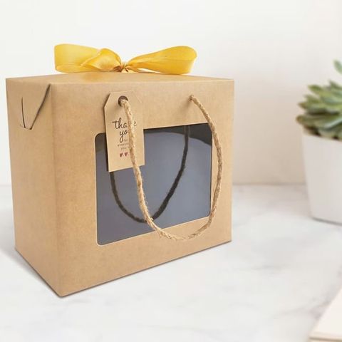 HỘP XẾP KRAFT QUAI XÁCH KÍNH - CAO 17 NGANG 19 SÂU 10 (0656-L.LAN)