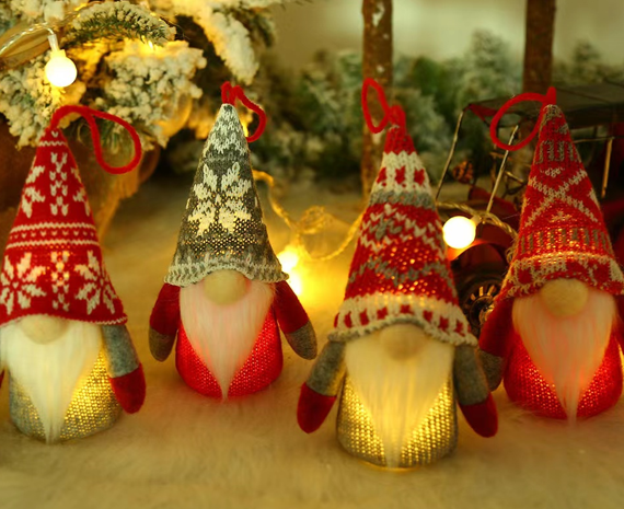 Mô Hình Noel Ngồi 16Cm A108