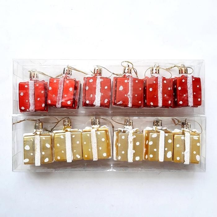 Hộp Quà Nhựa Treo 6 Cái 4Cm