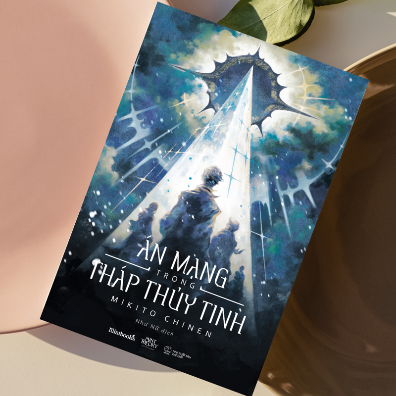 Án Mang Trong Tháp Thủy Tinh