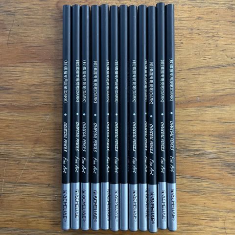 Viết Chì Gỗ Mỹ Thuật Ruột Than Đen 7