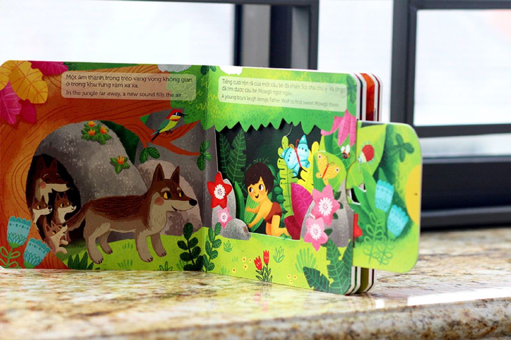 SÁCH CHUYỂN ĐỘNG-CẬU BÉ RỪNG XANH