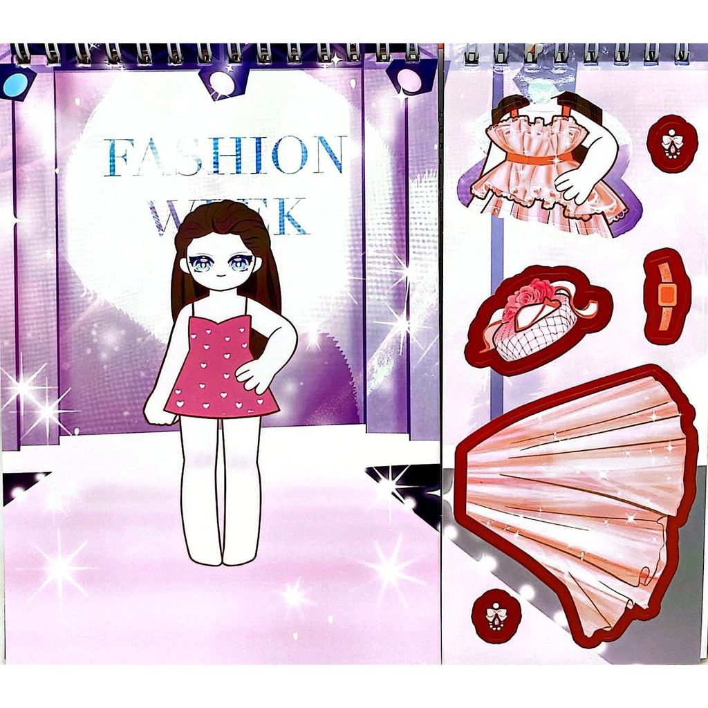 Bí Mật Công Chúa Nhỏ - Nhà Thiết Kế Thời Trang (+100 Sticker Xinh Xắn)