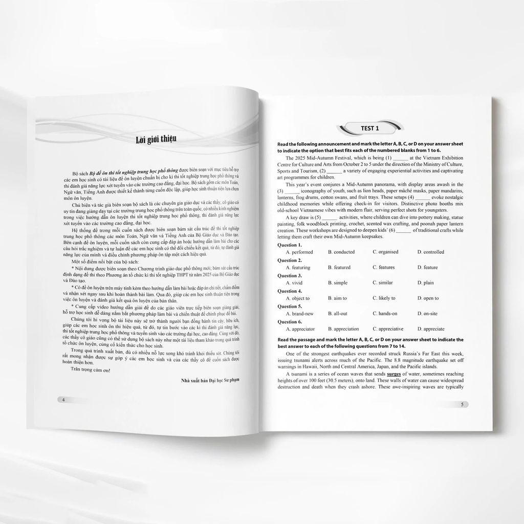 Bộ Đề Ôn Thi Tốt Nghiệp Trung Học Phổ Thông Môn Tiếng Anh (Thần Tốc Thực Chiến)