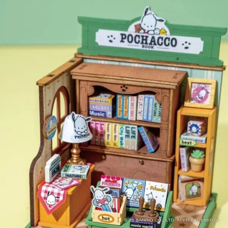 Robotime Đồ Chơi Lắp Ráp Sanrio Tiệm Sách Đáng Yêu Của Pochacco DA003