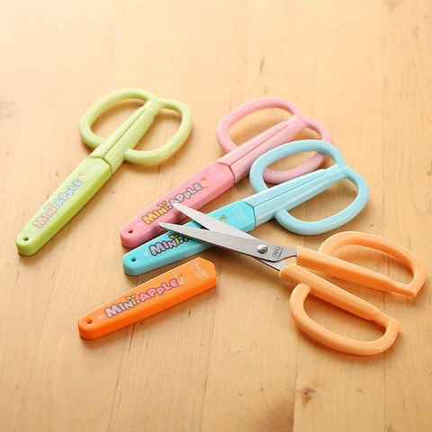 DELI 6060 KEO HOC SINH 137MM (12C/H) (THCK0308-BN)