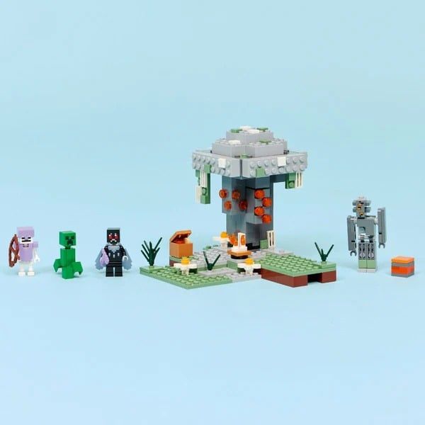 Lego Minecraft The Pale Garden 21586