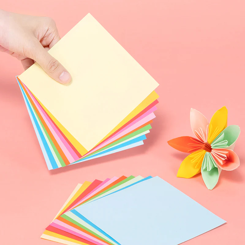 Deli - Giấy Gấp Thủ Công Origami 15*15cm Có 10 Màu Lẫn EY015 (100 Tờ/Xấp)