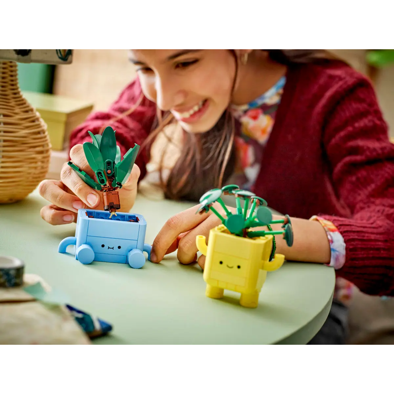 LEGO BOTANICALS ĐỒ CHƠI LẮP RÁP CHẬU CâY VUI VẺ 10349