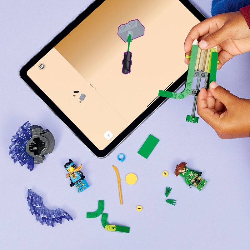 LEGO NINJAGO Nya Vs. Mutation Monster Spinner 71849