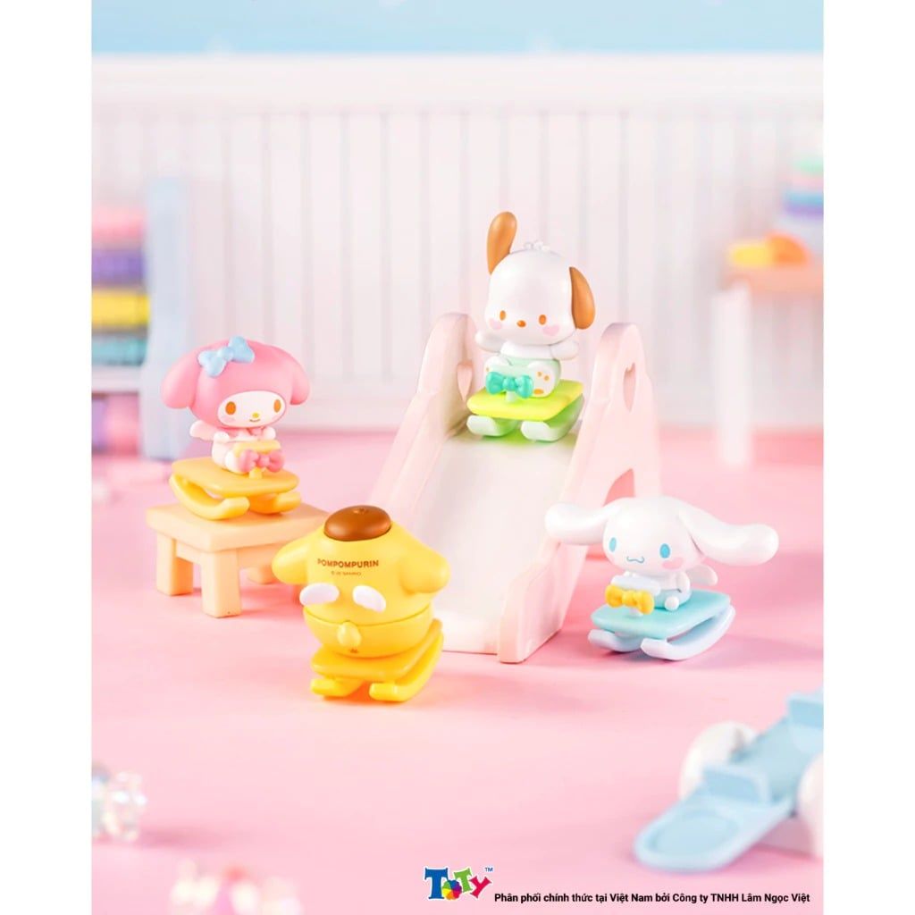 Mô Hình Trang Trí Sanrio Characters - Childlike Swing - Moetch MB11 (Giao mẫu ngẫu nhiên)