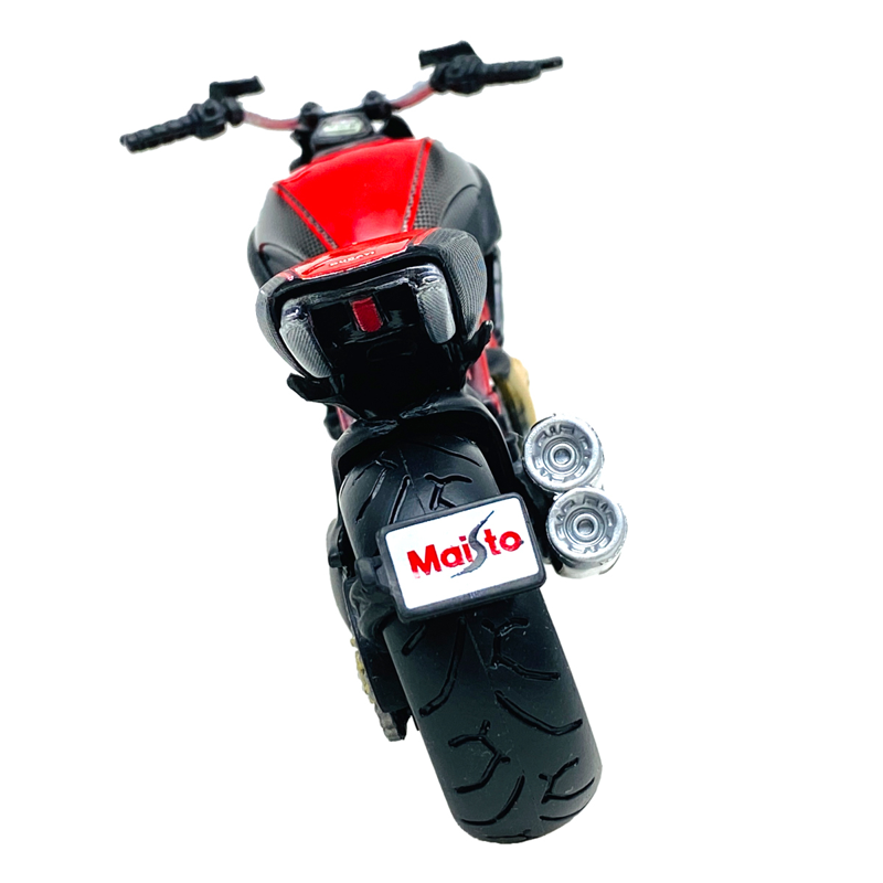 Maisto - Mô Tô Mô Hình 1:18 Ducati Diavel Carbon 10115/MT39300