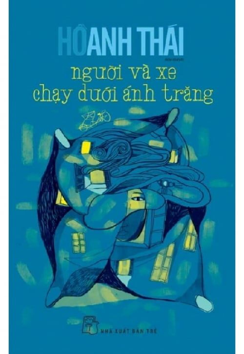 Người Và Xe Chạy Dưới Ánh Trăng