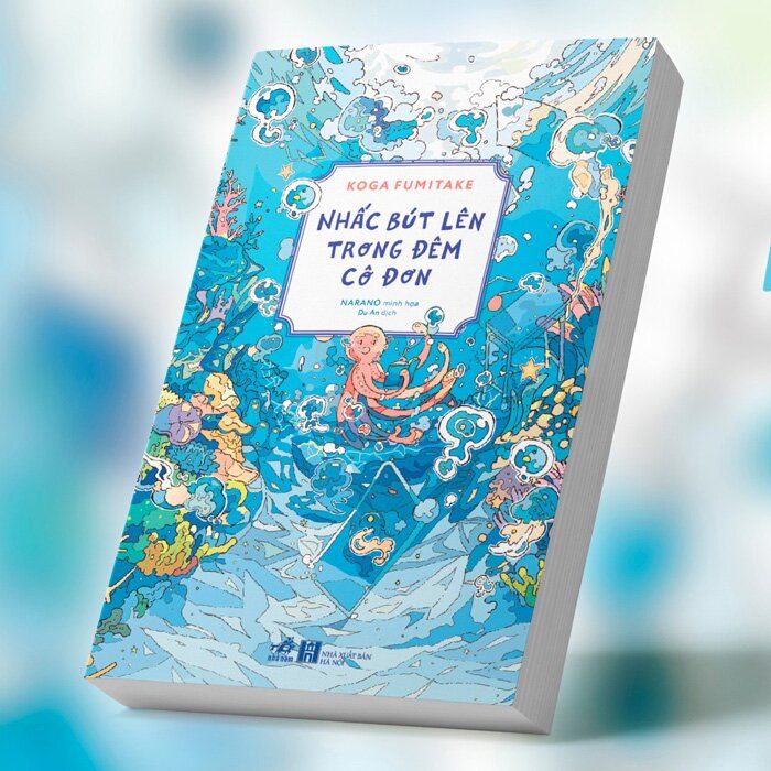 Nhấc Bút Lên Trong Đêm Cô Đơn