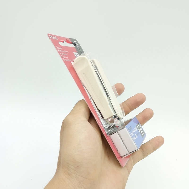 Plus - Bấm PS-10E + 2 Hộp Kim Trắng - 30-016ND