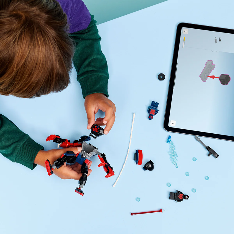 Lego Superheroes Miles Morales Mech vs. Spider-Man 2099 76337
