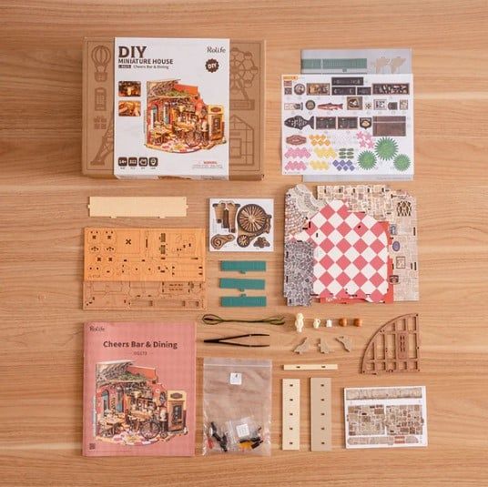 Robotime Quán Bar Thưởng Thức DG173 C60001178