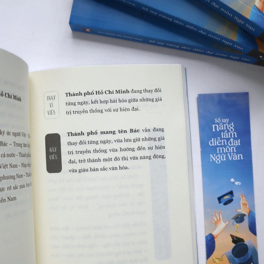 Sổ Tay Nâng Tầm Diễn Đạt Môn Ngữ Văn