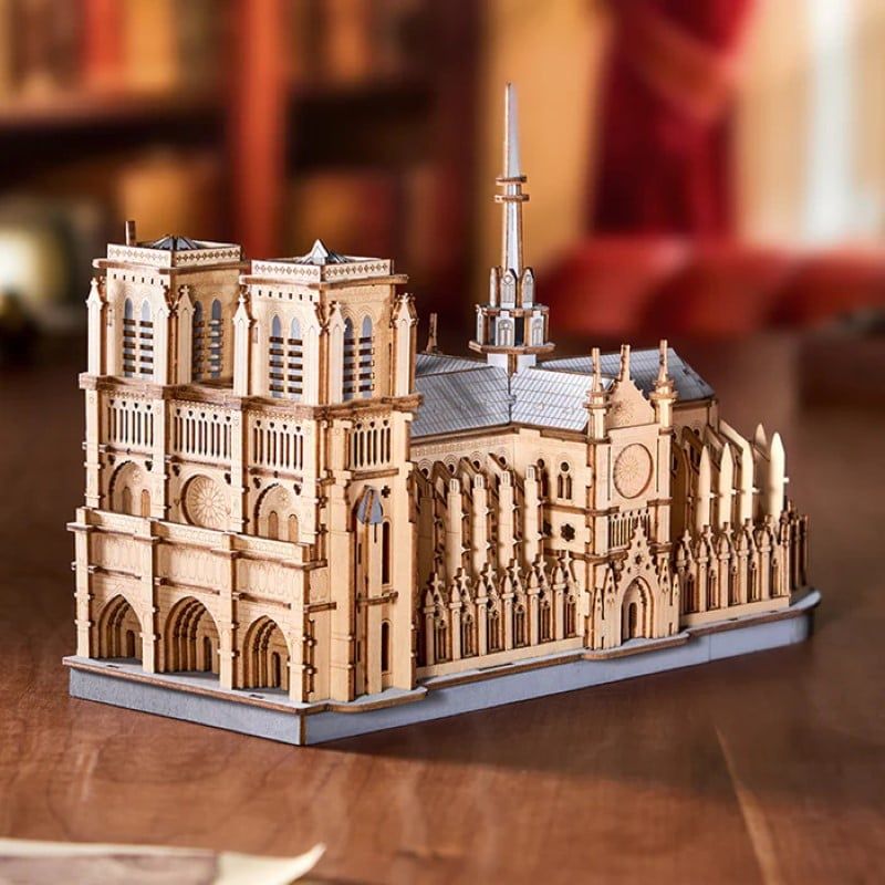 Robotime Đồ Chơi Lắp Ráp Thánh Đường Paris TG511