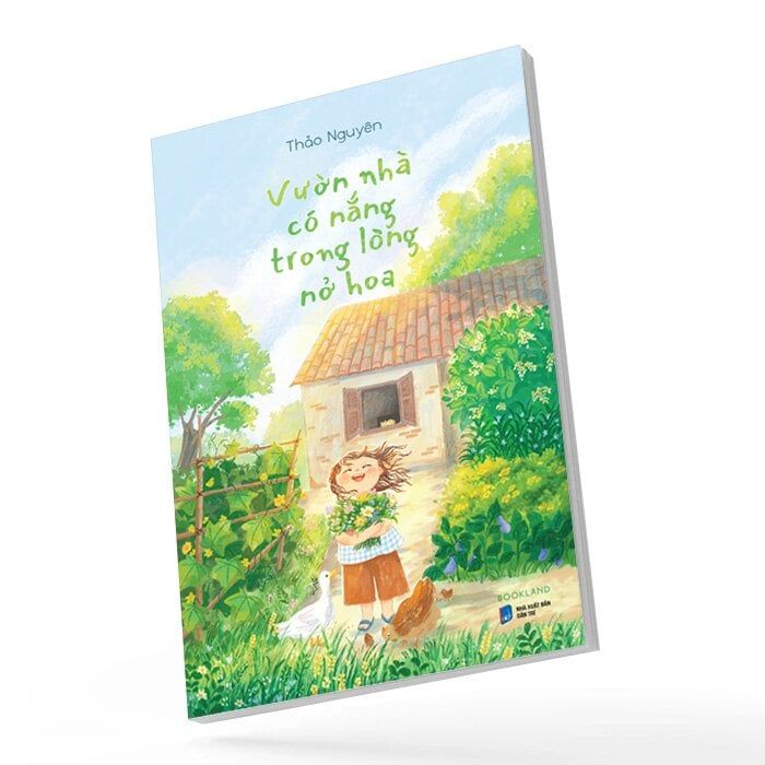 Vườn Nhà Có Nắng Trong Lòng Nở Hoa
