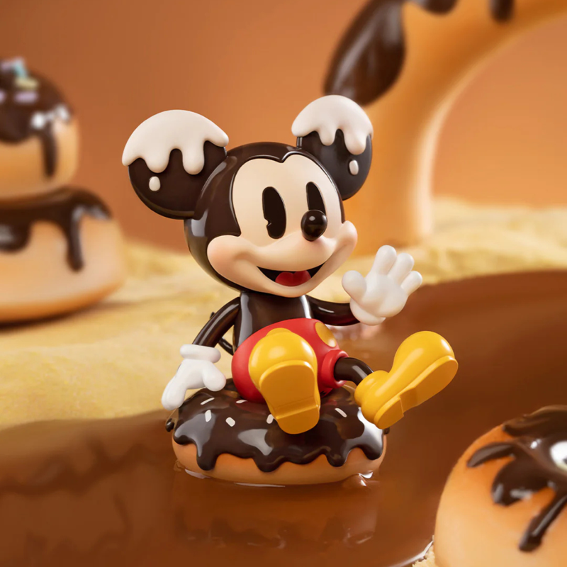 Pop Mart  Disney Mickey Childhood of Boundless Imagination Series Figures (Giao Mẫu Ngẫu Nhiên)